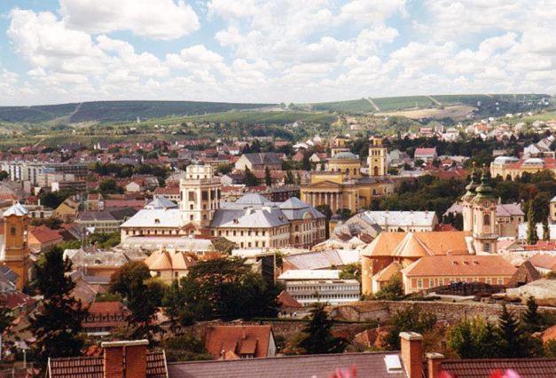 Ferienhaus Apartmanhaz Zalanki Эгер Экстерьер фото